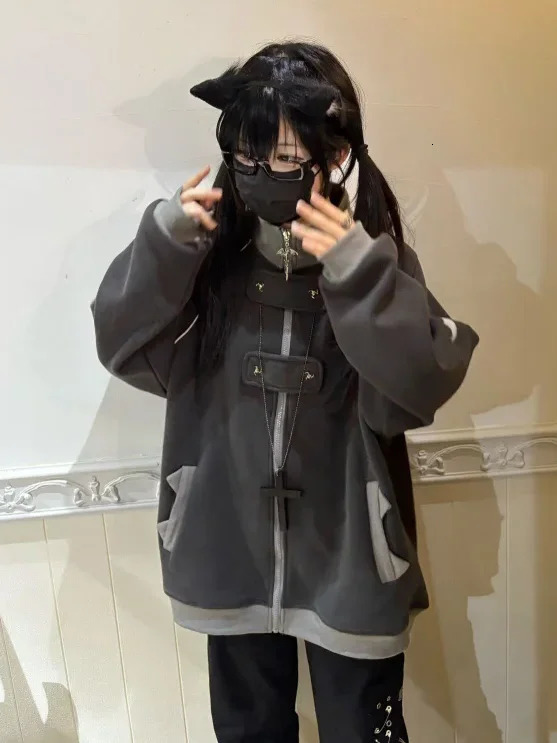 Japanese Subculture Bat Print Stand Collar Loose Sweatshirt Plush Liner Thickened Winter Clothes Women Zip Up Coat Y2k Top 251017