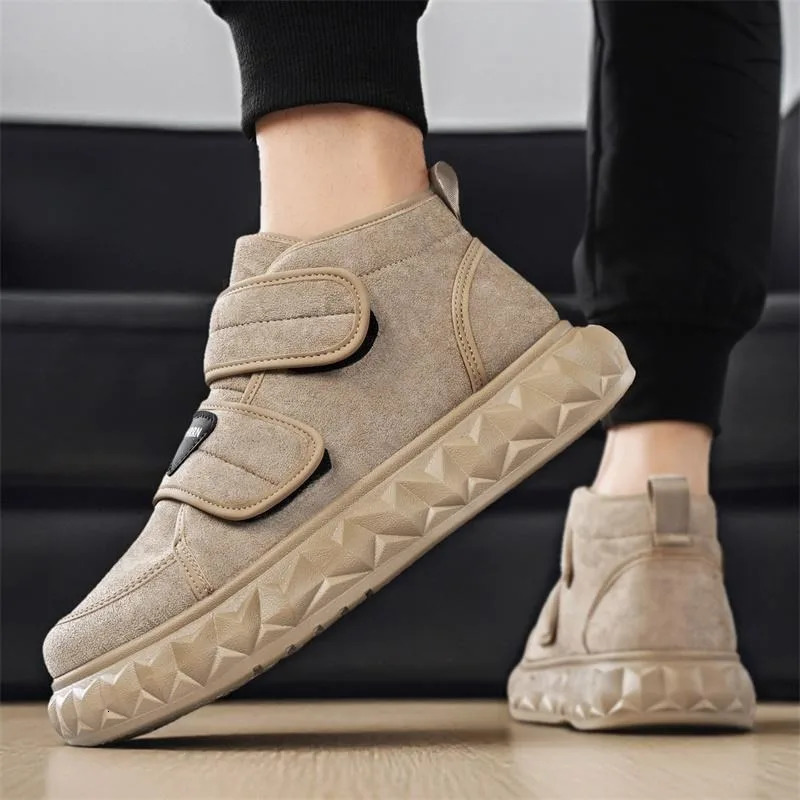 Style Hightop Sneakers with Velcro Loafers Thick Soles Versatile Casual Shoes Short Boots Outdoor Mens Shoes 251017