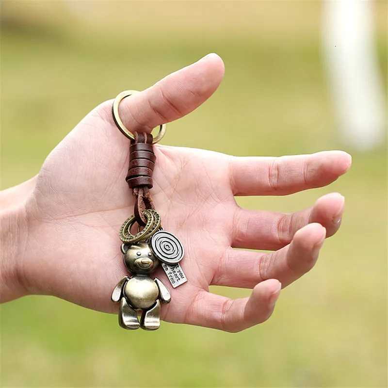LETAPI 2025 New Brand Keychain Bear Keychain For Women Punk Assassins Creed Vintage Jewelry Metal Pubg Anahtarlk Birthday GiftS W251021