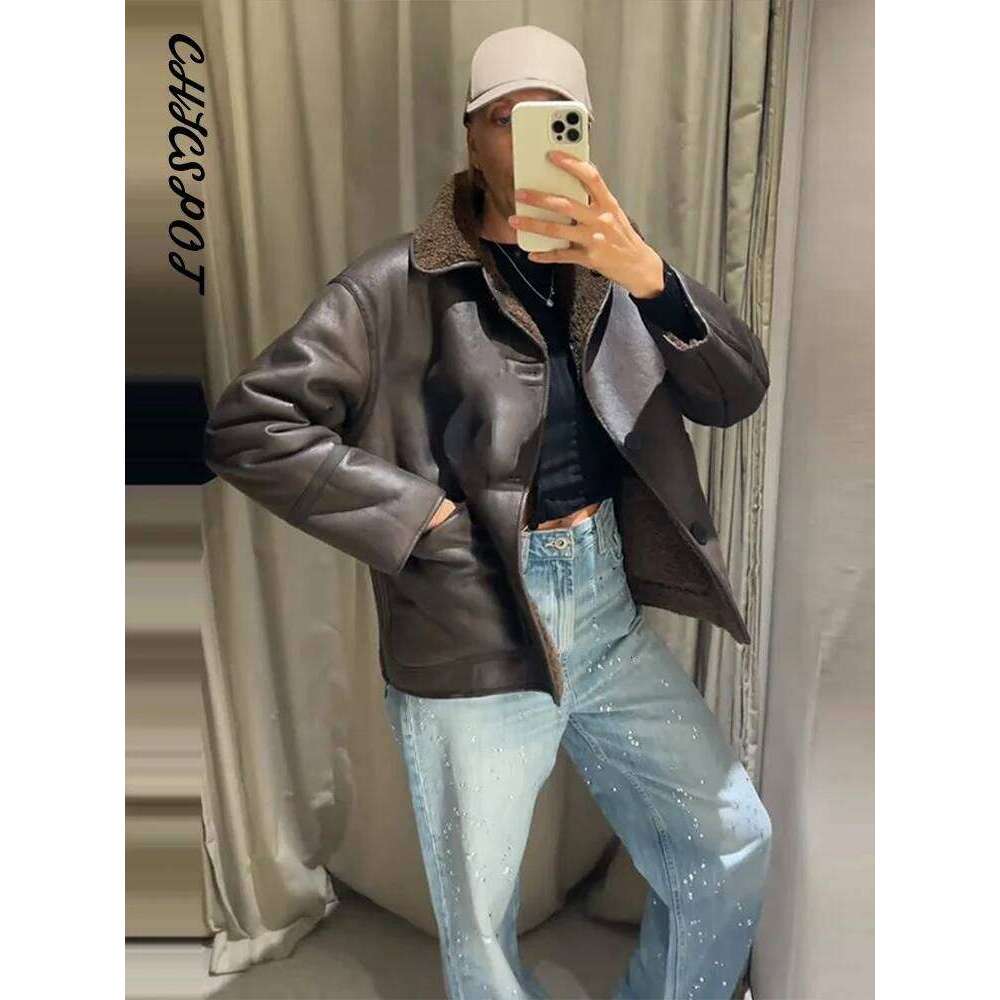Women's Bomber Jacket Lapel Single Breasted Faux Fur Leather Reversible Winter Coat Fashion Lady Pocket Designer Loose Outerwear