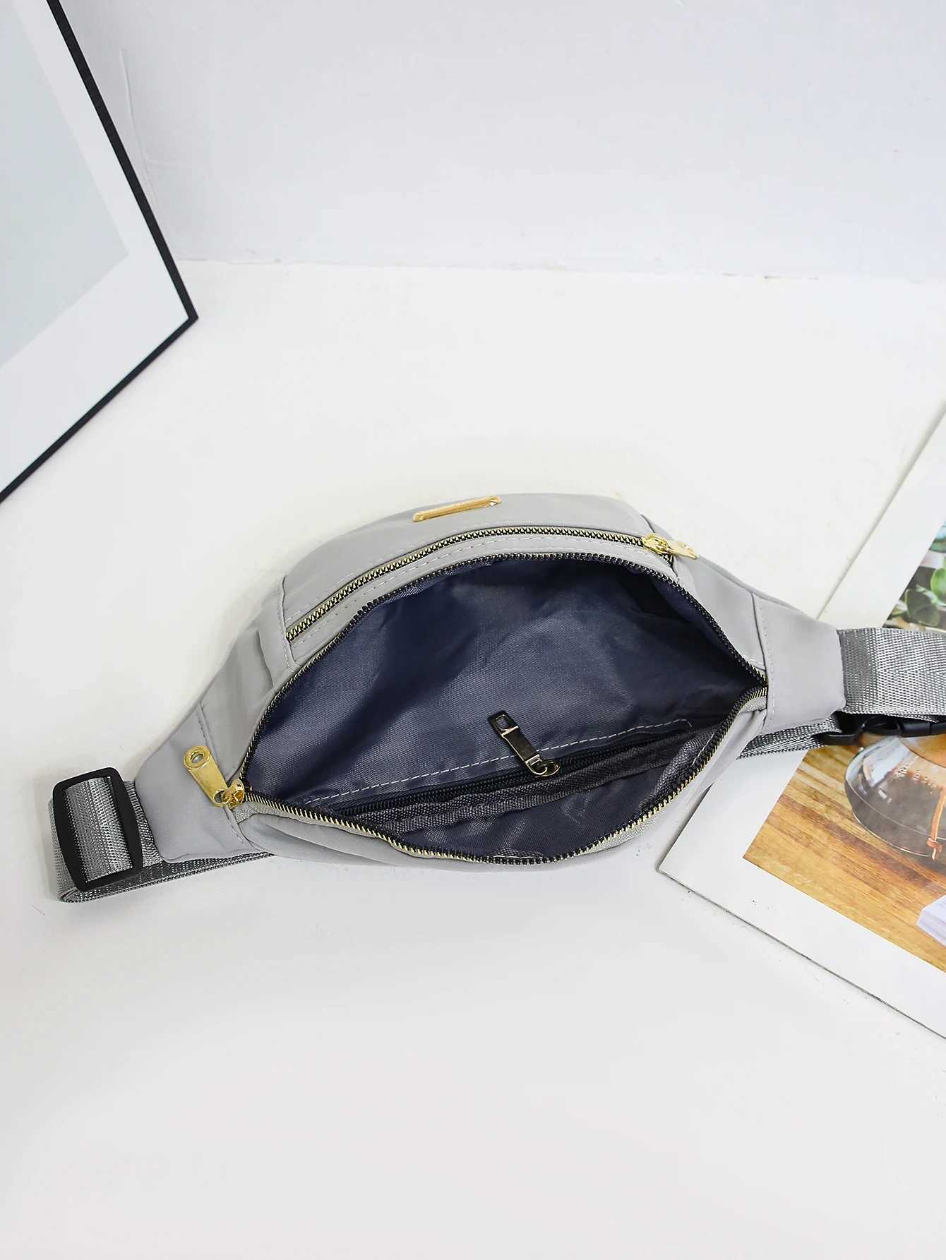 Fanny Pack for Women Men Water Resistant Large Hiking Waist Bag Pack Carrying All Phones for Running Walking Traveling Z251021