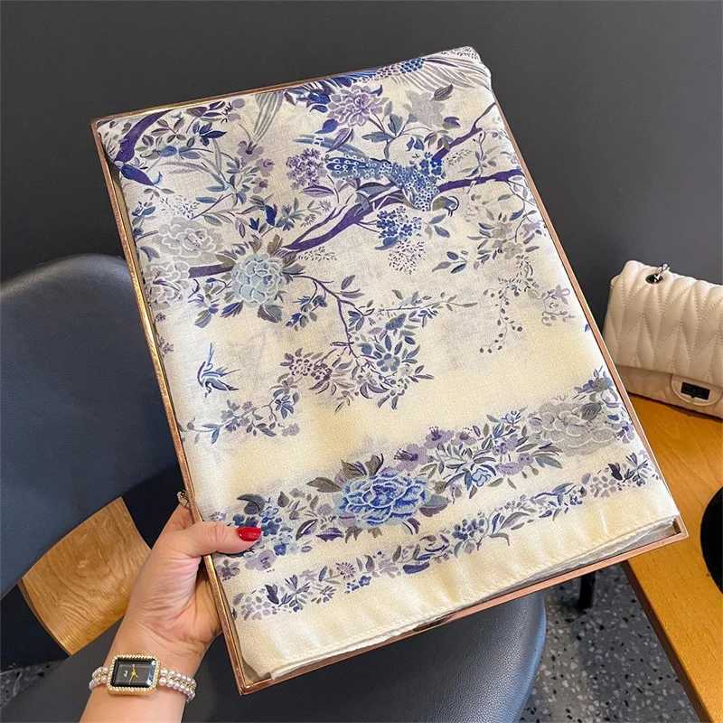 New Spring Wen Cotton Scarf Beach Hijab Shawls and Wraps 2024 Luxury Brand Flower Fa Foard Echarpe Designer BandanaW251021