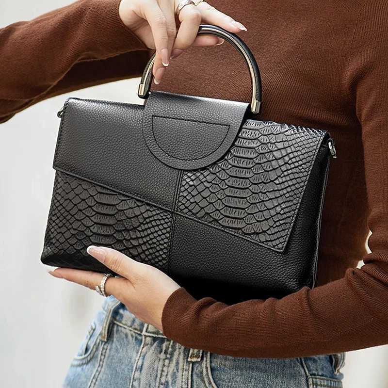 PU Synthetic Leather Womens Shoulder Crossbody Bag Fashion Casual Dinner Wedding Alligator Pattern Flap Handbag and Purse Z251018