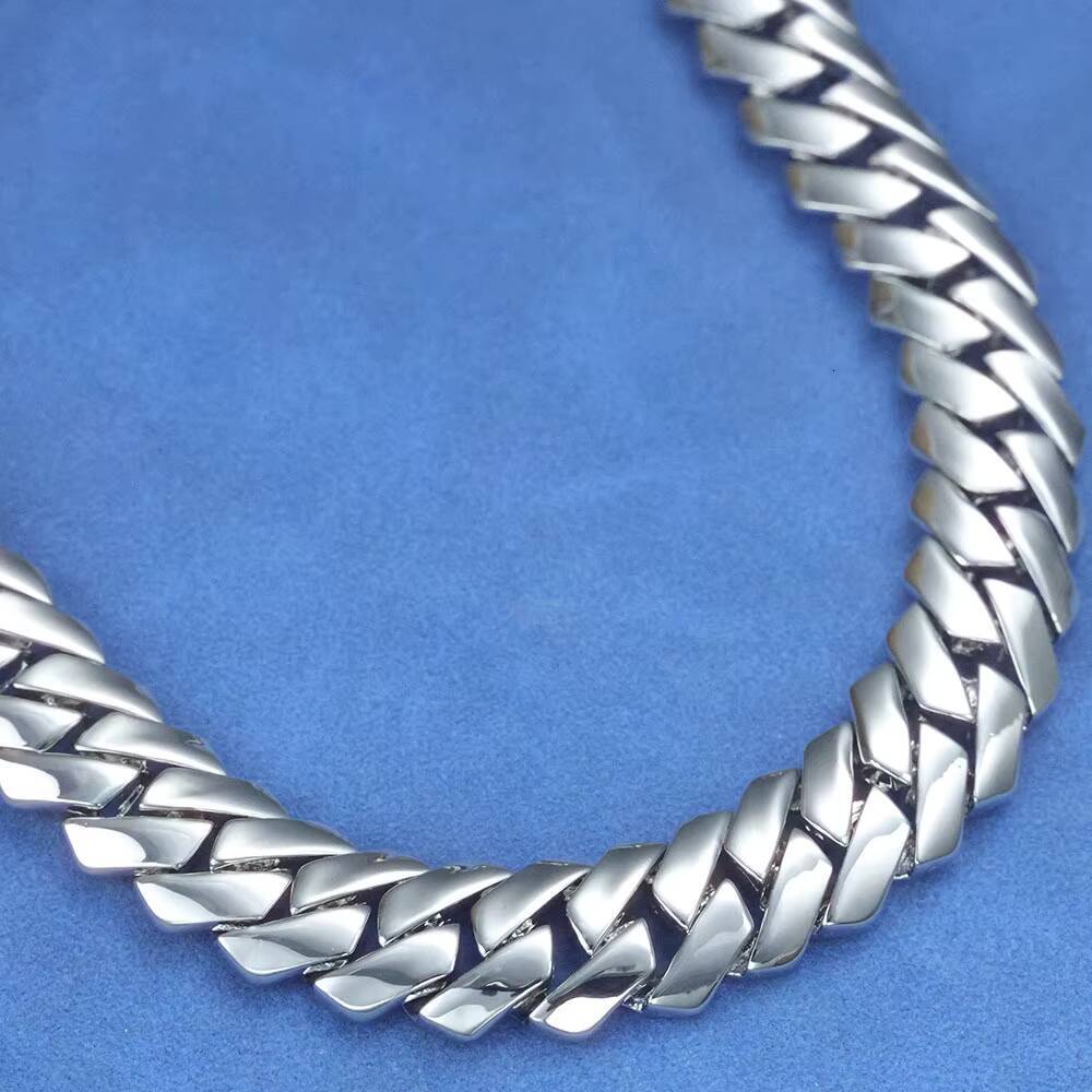 Europe United States Mens HipHop Jewelry Trend Custom 12mm Diamond Smooth Cuban Link Chain Necklace AllMatch Accessories