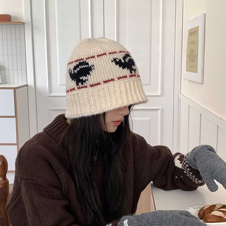 Peace Dove Casual Versatile Knitted Jacquard Beanie for Women Autumn and Winter Style Bucket Hat Headwrapping Cold Hat Niche H251020