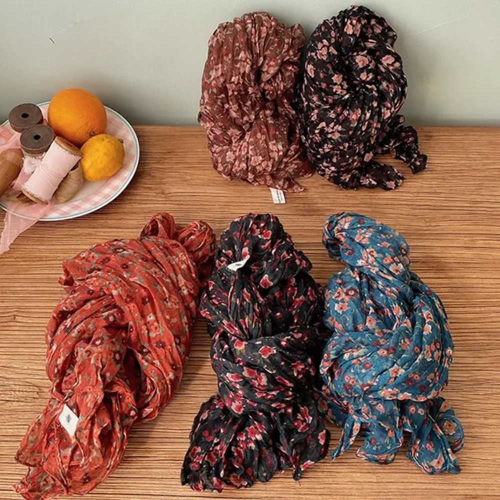 Fashion Autumn Winter Cotton Linen Scarf Vintage Keep Warm Pleated Printed Scarf Luxury Brand Designer Square Shawl Wrap W251021