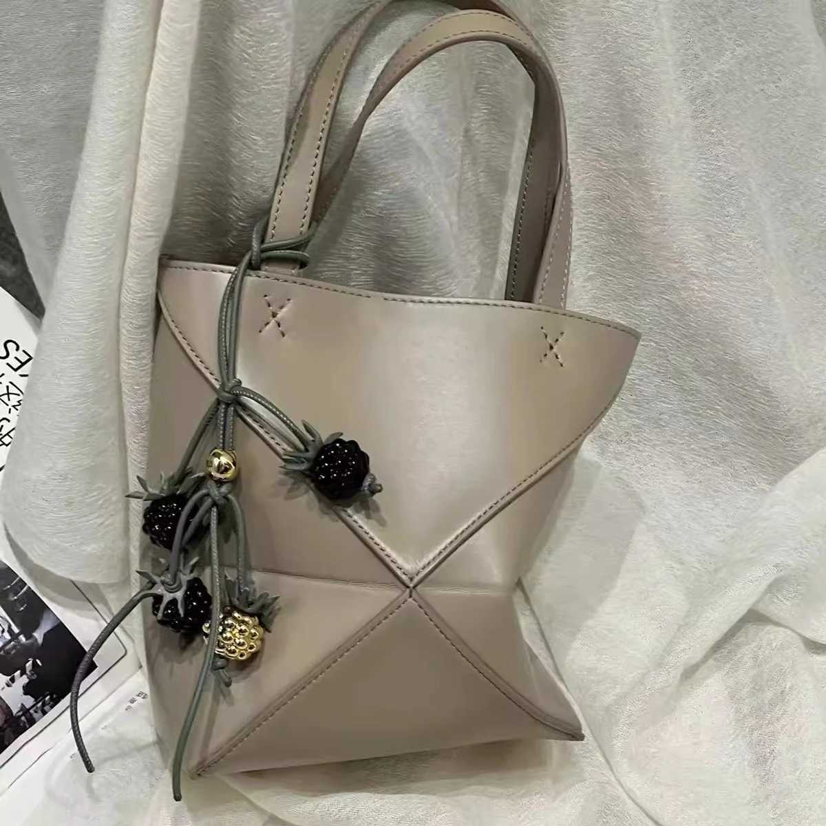 Berry Raspberry Blackberry Tomato Cowhide Bag Charm for Womens Bag Fashion Decoration Pendant Hanging Bag Accessories J251121