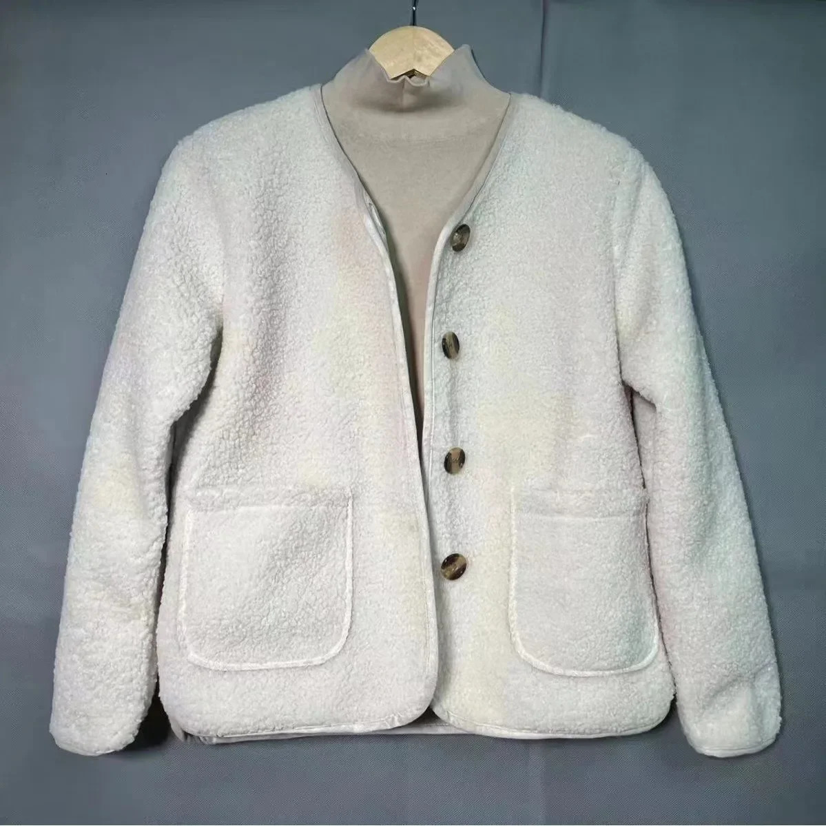 Plus Size Style Korean Version Loose Fit Womens Lamb Wool Jacket Autumn Petite Sheep Velvet Cardigan Solid Col 251021