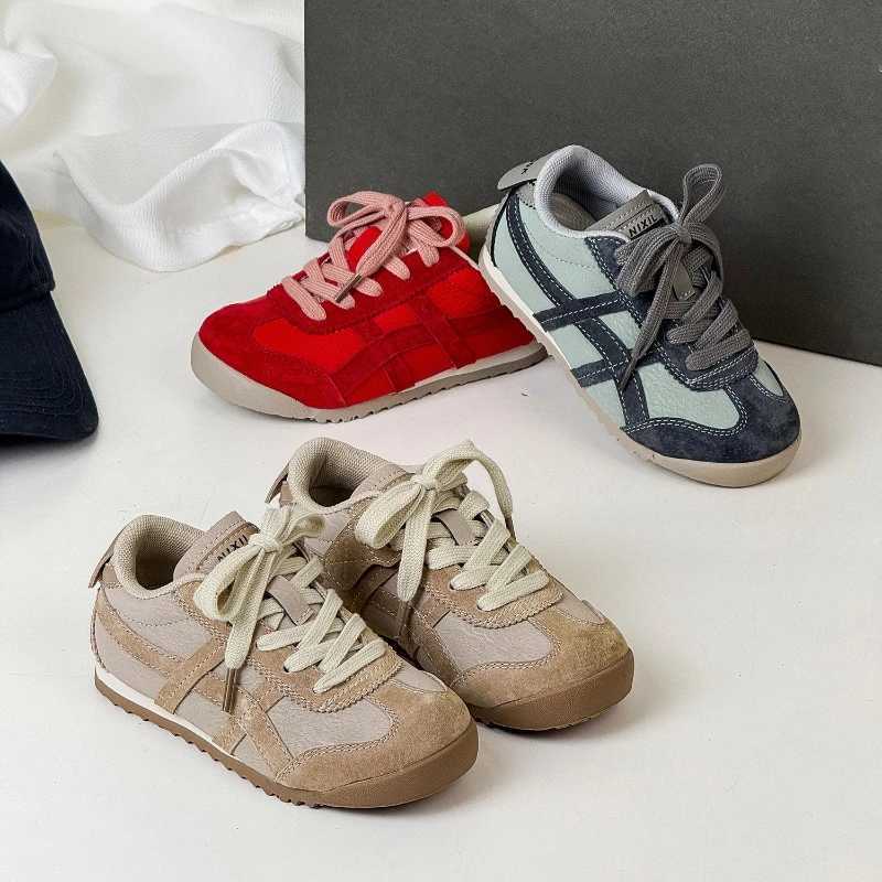 Luxury Boys/Girls Kid's Fall Athletic Footwear with Secure Fit: Slim Sole Comfortable Walking Trainers