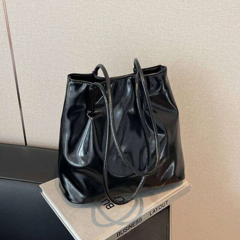 Designer Luxury Women PU Fashion Shoulder Large Capacity Carrying Solid Color Simple Tote Daily Work Bag