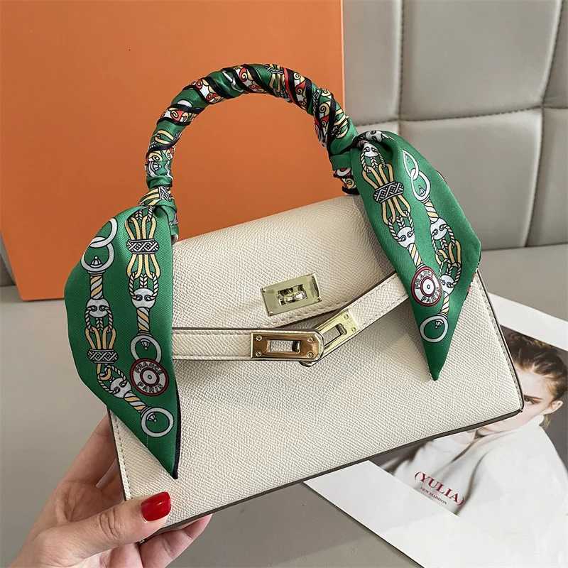 Fashion Skinny Silk Scarf for Women Fashion Hair Ribbons Headbands Bandana Female Bag Wrist Wrap Neckerchief Foulard Neck Ties W251021