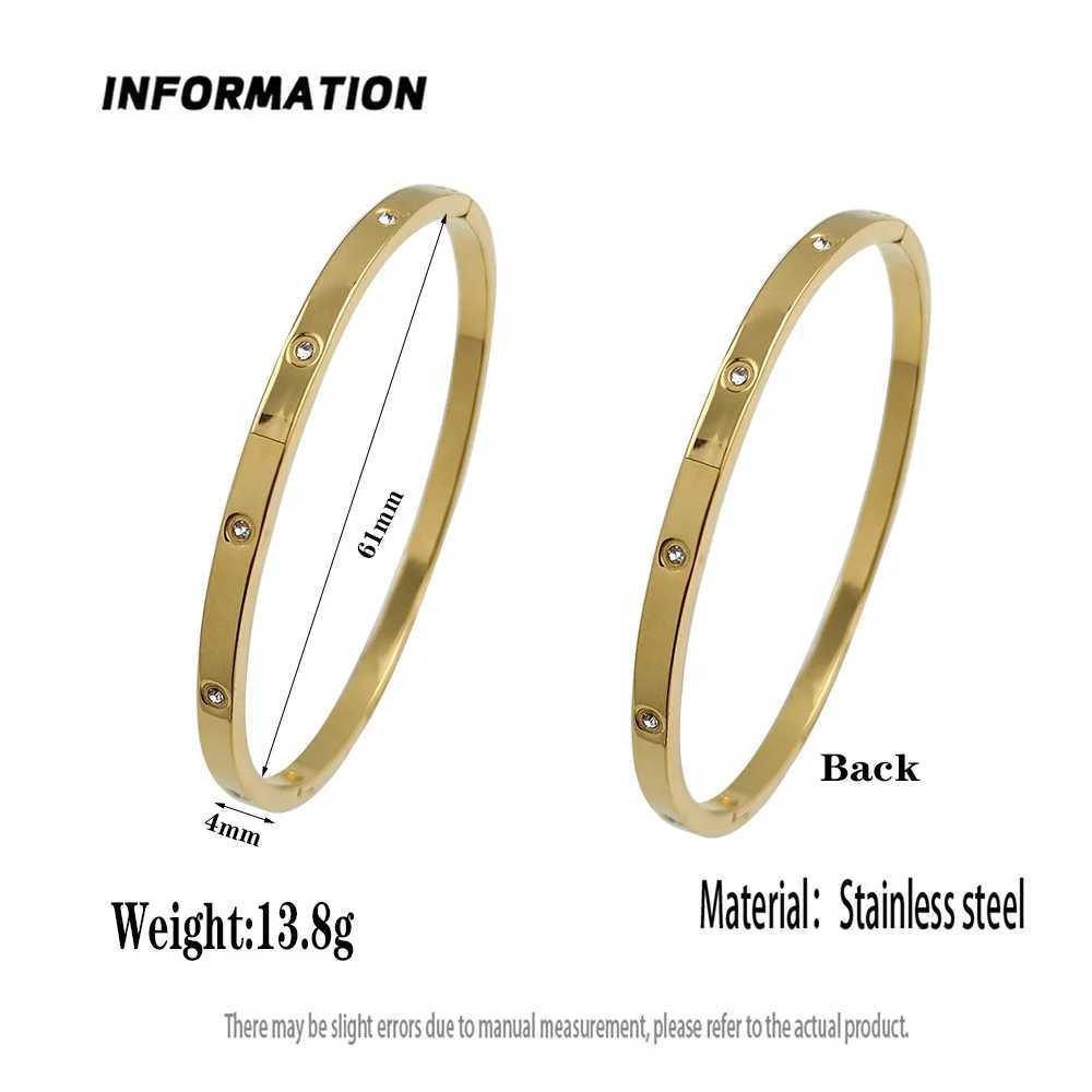 Classic babys breath inlaid zircon Oshaped buckle bracelet highquality goldplated womens bracelet wedding party jewelry J251021