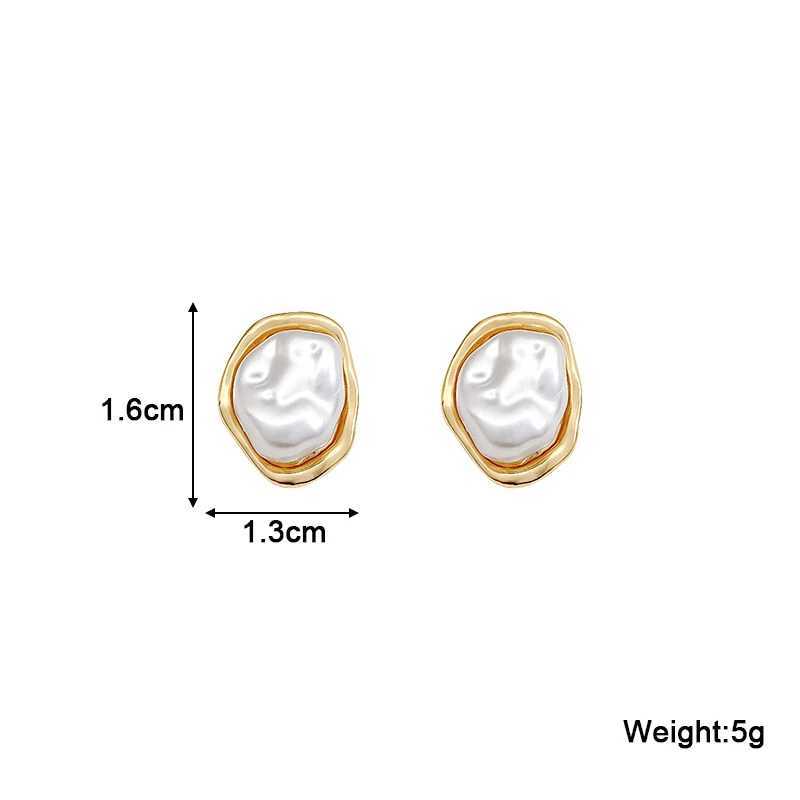 New Trendy White Oval Stud Earrings Irregular Geometric Statement Womens Unusual Earrings Gold Color Metal Side Boho Jewelry J251021
