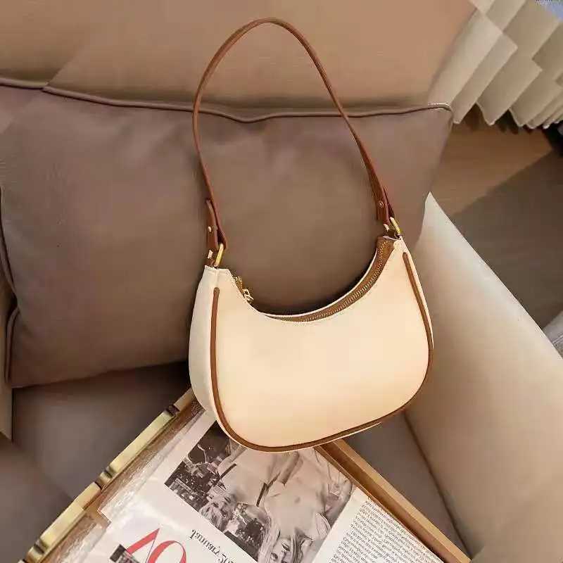 Small Bag Female 2025 New Fashion Hot Style AllMatch French Niche Highend Puzzle Crescent Shoulder Trendy Retro VintageXJ251021