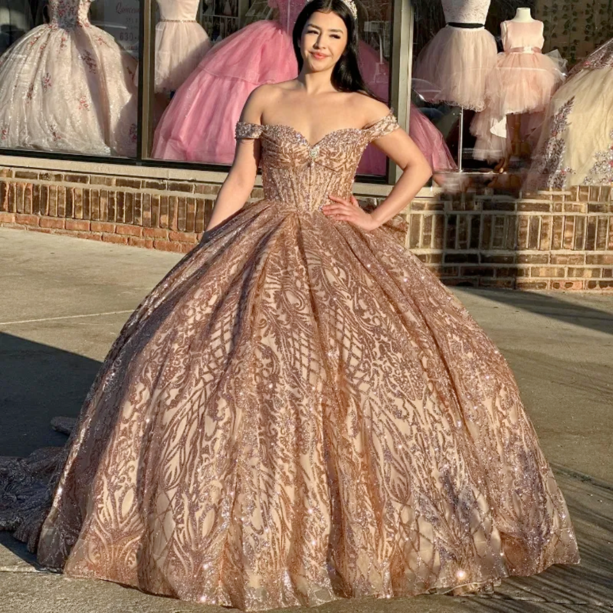 Luxury Champagne Gold Sweetheart Sequined Beads Crystal Quinceanera Dresses Sweet 16 Girls Off Shoulder Ball Gown Birthday Party Dress Prom Vestidos 1