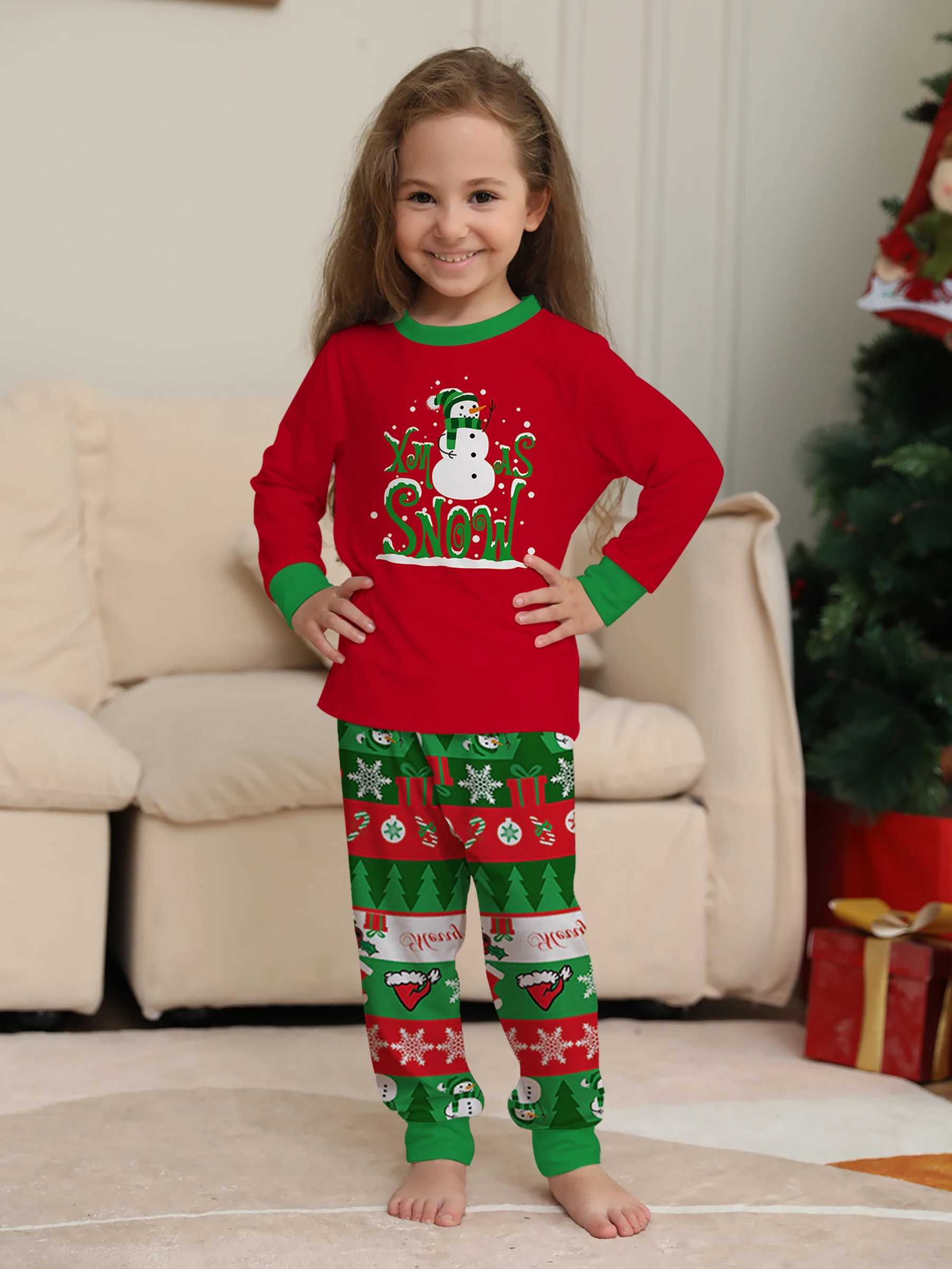 Christmas Family Matching Pajamas Set Xmas Snow Snowman Print Red Green Sleepwear for Men Women Kids L251021WID7