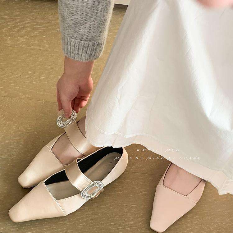 2025 New French Style Women's Flats - Elegant Off-White Mary Jane Shoes with Pointed Toe Two-Way Soft Leather & Timeless Design