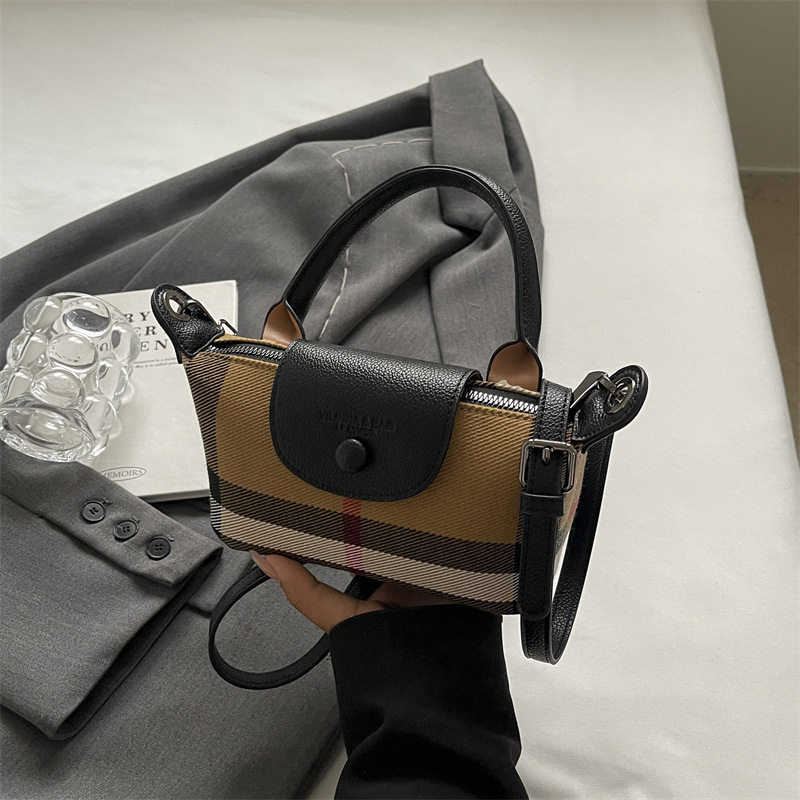 Free shipping designer bags for womens Shoulder bags black beige pink brown khaki New fashionable and versatile crossbody bag