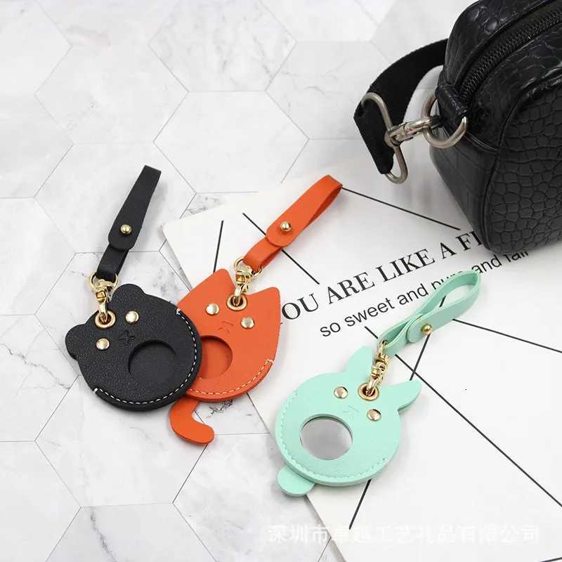 Fashion Animal PU Leather Car Keychain Accessories Lovely Cartoon Access Card Key Chains for Women Applicable To Air Tag Locator W251021