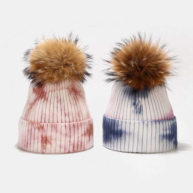 New Raccoon Fur Ball Knitted Hat for Women Autumn and Winter Fur Ball Hat Outdoor Windproof Corespun Yarn Hat H251020