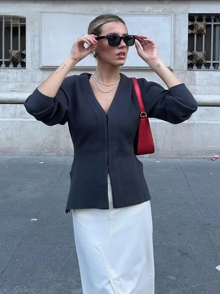 Women Knit Mini Skirt Sets For 2 Pieces Coat Suits Two Piece Set Outfit Streetwear Clothing 251021