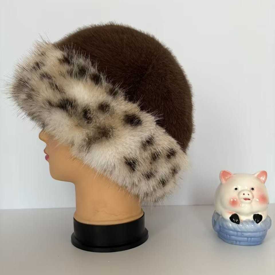 Winter Plush Fisherman Hat Warm Ear Protection Bucket Hat Hat Slimming Coldproof Hat for Women H251020