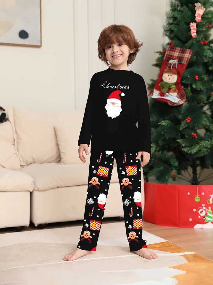 Family Matching Christmas Pajamas Sets Adorable Santa Reindeer Prints Cozy Cotton Material L251021VZNW