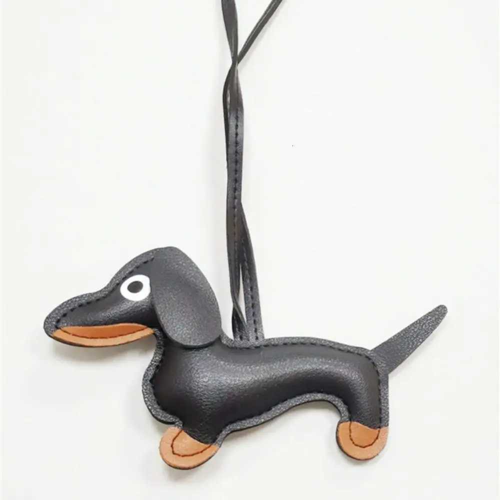 Multicolor PU Leather Dachshund Keychain Cute Puppy Animal PU Leather Hanger Dog Fashion Bag Pendant Men W251021