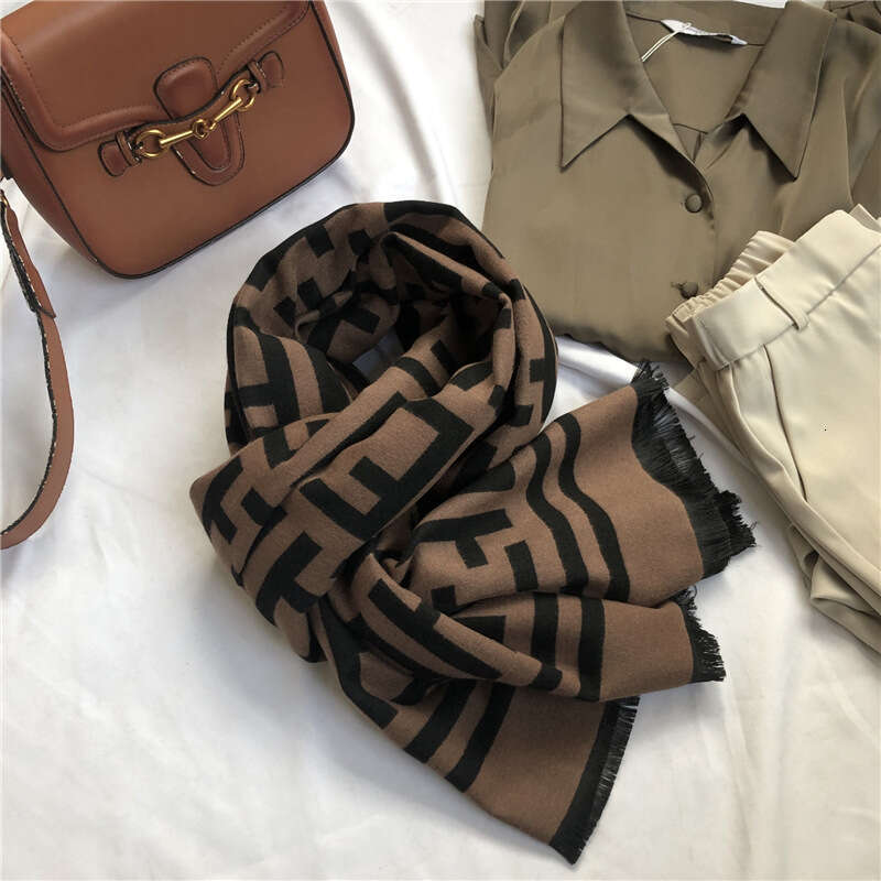 Scarf Designer luxury for Women men autumn winter Horse Imitation Cashmere Unisex Elegant Double-Sided Thickened tassel shawl Accessories gift