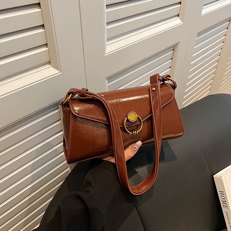 Autumn and Winter New Fashionable Women's Shoulder Bag New Texture Designer Bag Underarm Bag Retro Style Commuter Minimalist Small Square Bag