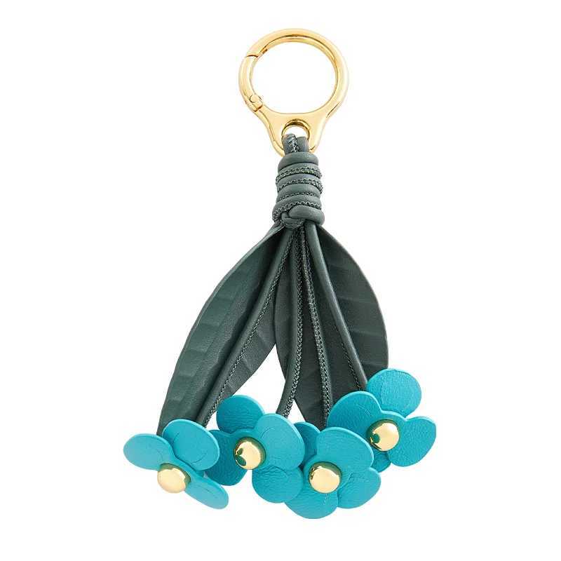 Strawberry flower leaves bag charm for women bag fashion highend exquisite workmanship bag decoration bag accessories J251121