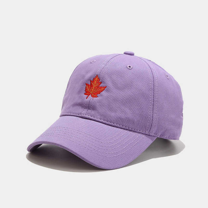 Maple Leaf Embroidered Soft Top Baseball Cap Mens Outdoor Leisure Duck Tongue Cap Womens Small Couple Sun Visor Hat H251020