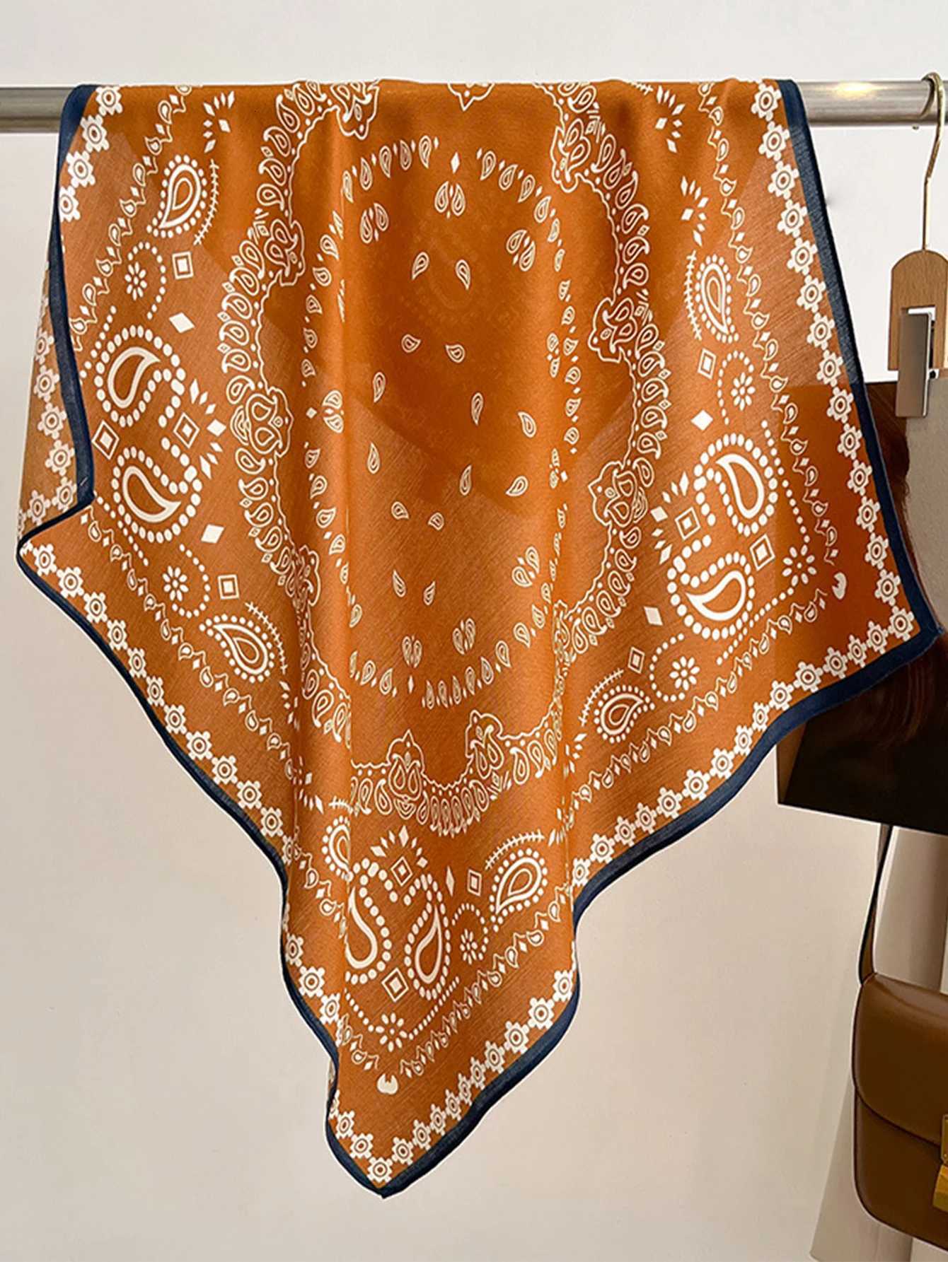 70cm Cashew Print Square Scarf Wens Breathab Imitation Silk Band Luxury Fa Neckerchi Fashion Hijab SpringSummerW251021