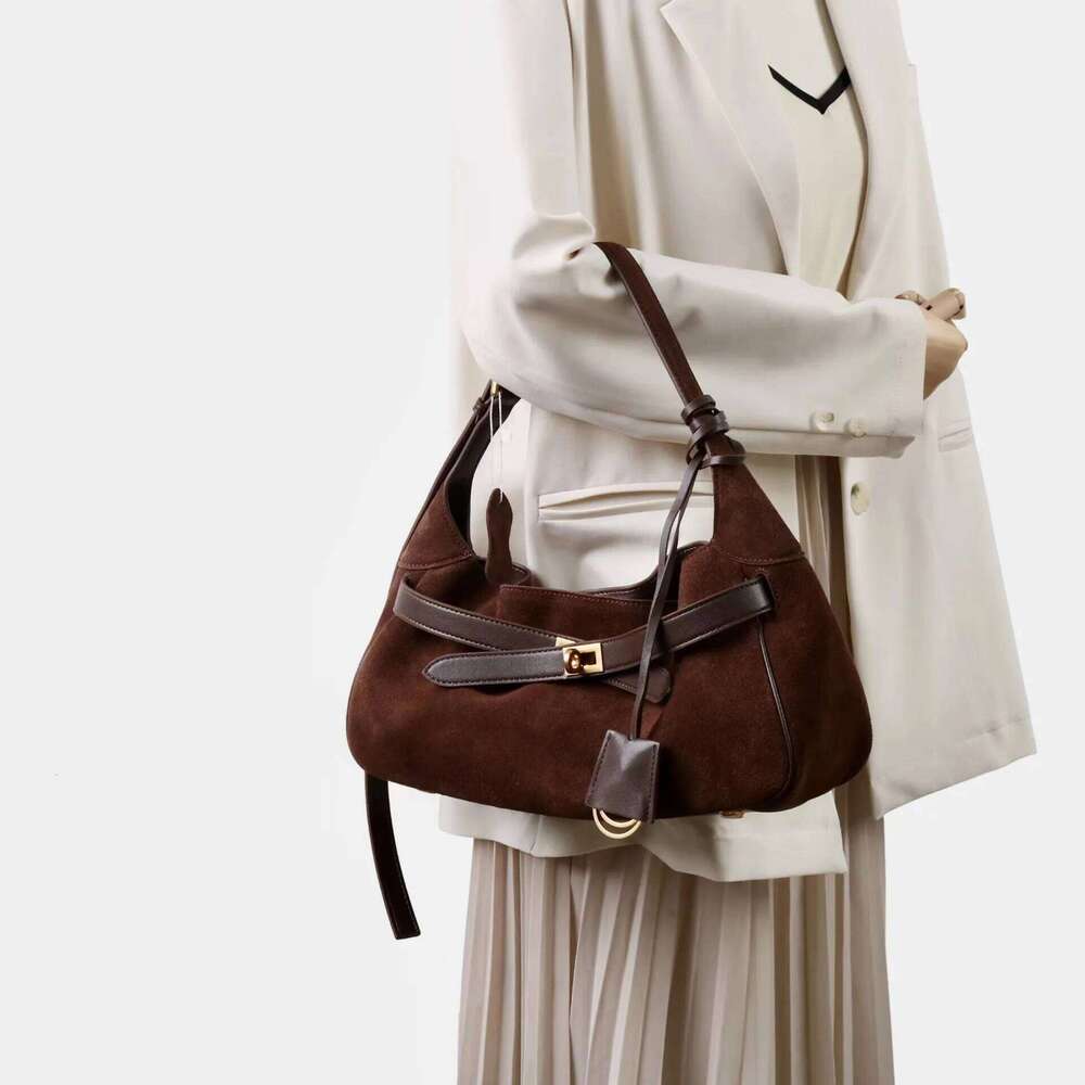 Matte Cowhide Armpit Autumn Winter New Niche Large Capacity Tote Vintage Lock Buckle Shoulder Crossbody Women's Bag Suotong1021