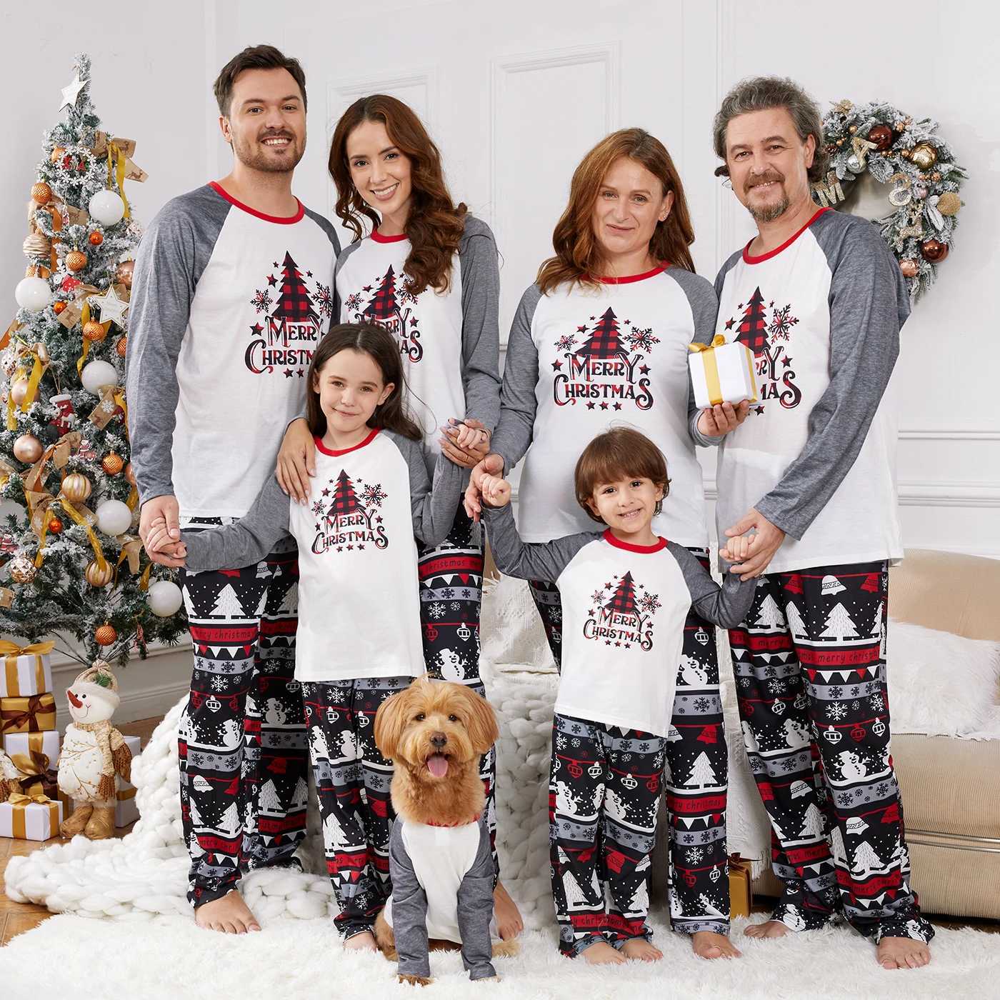 Family Matching Pajamas Set With Christmas Tree Snowflake And Letter Print Grey SGS Safety Certified L251021KGAH