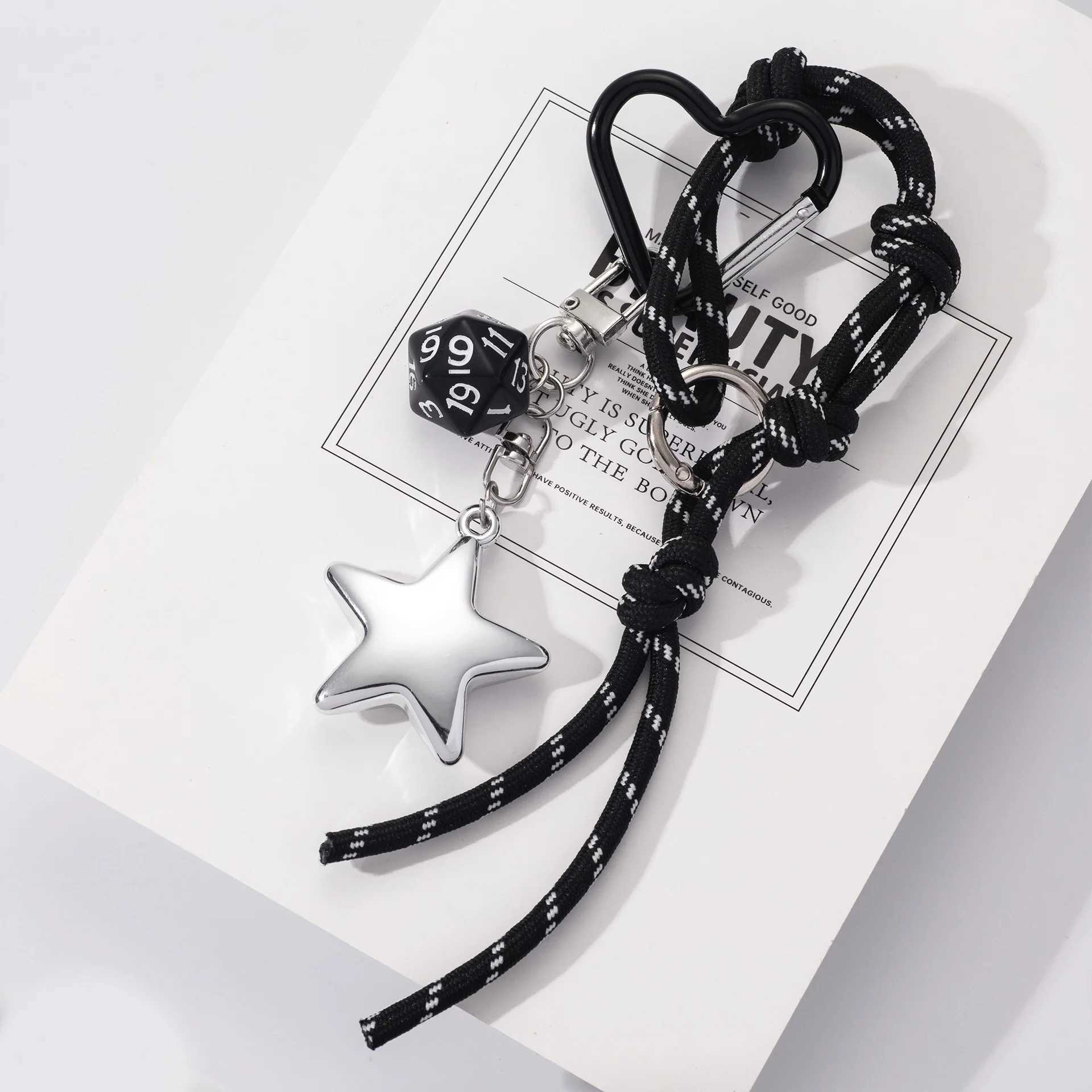 Blackhearted Creative Key Chain Cute And Charming Aesthetic Art Rope Metal Woven Pendant Bag Mobile Phone Pendant J251121