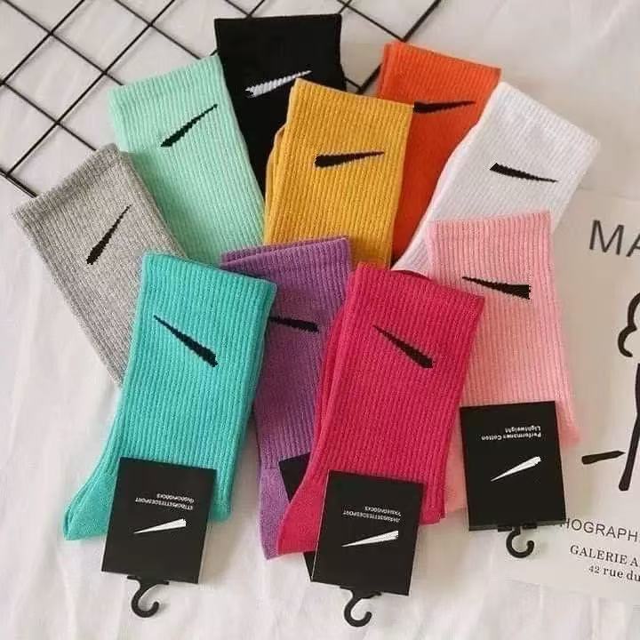 5P Wholesale of new yoga towel soles, mid-calf men's and women's socks, sports socks, lettered trendy socks, Aluo running cotton socks Designer Stocking