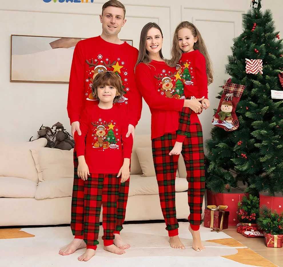2025 Christmas Family Matching Pajamas Adult Kid Baby Outfits Deer Stars Tree TopsPants 2PCS Xmas Sleepwear Pyjamas Dog Clothes L2510215B1X