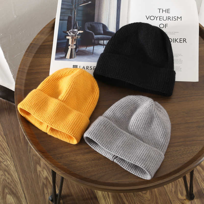 Womens Autumn and Winter Pure Color Light Board Plush Warm Knitted Hat for Outdoor Travel H251020