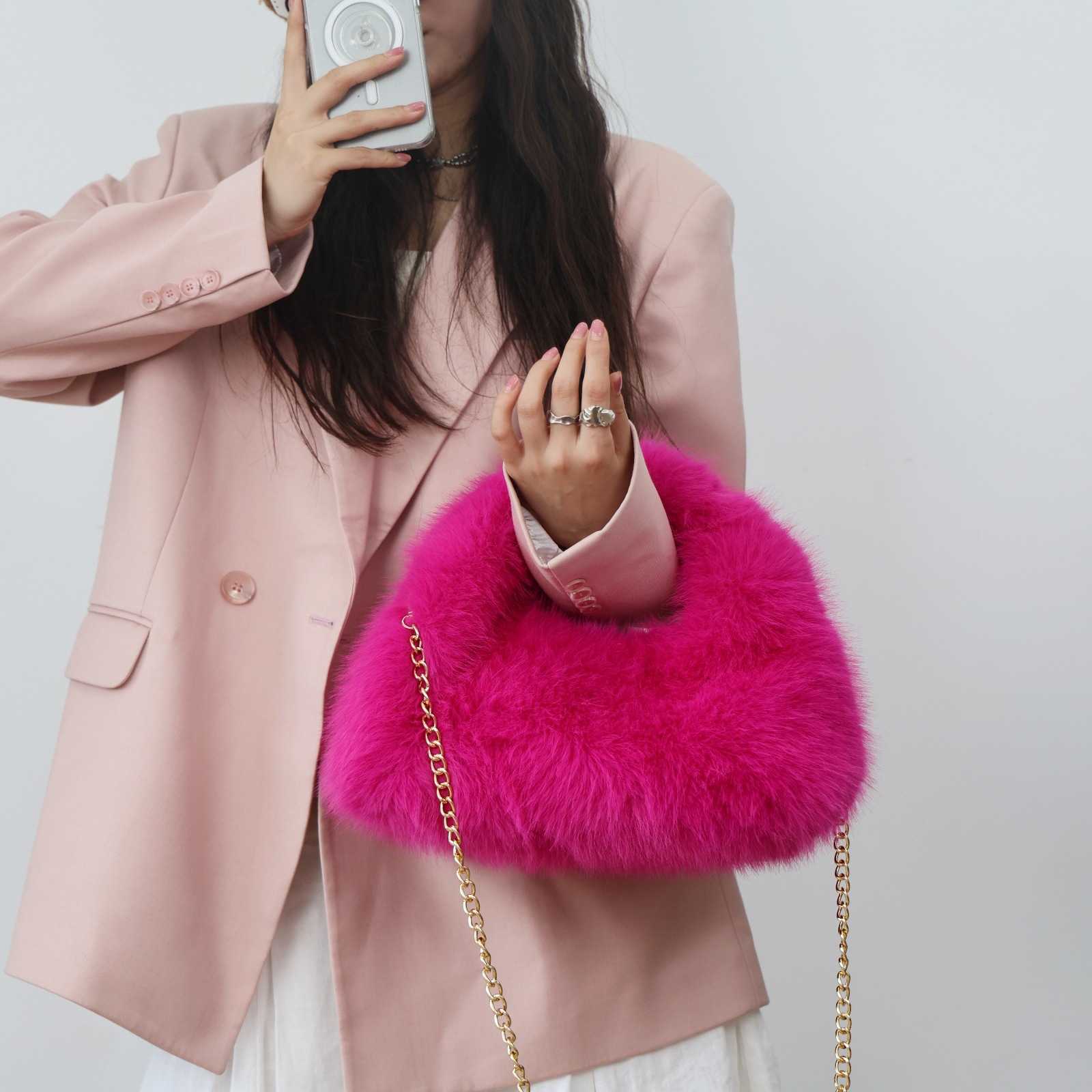 25 Autumn Winter New Korean Version Plush Handbag Imitation Fox Fur Hobobag Clutch Large Capacity Wandering Bag