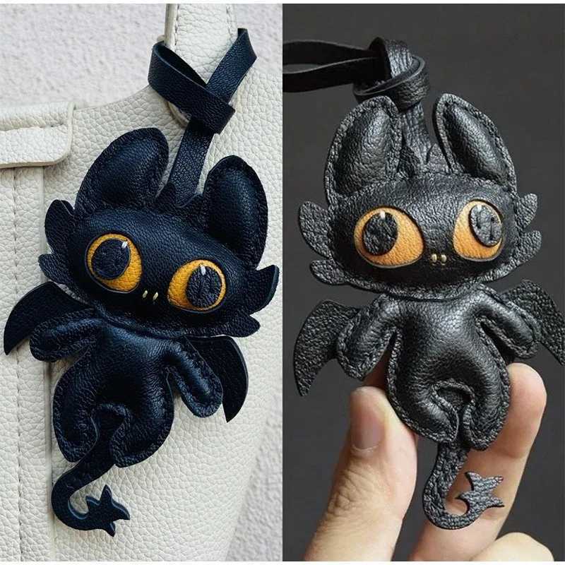 Niche Cartoon Animal Bag Decorations Cute Animal Shape Pendants Handmade Genuine Leather Pendant Schoolbag Keychain Accessories J251121