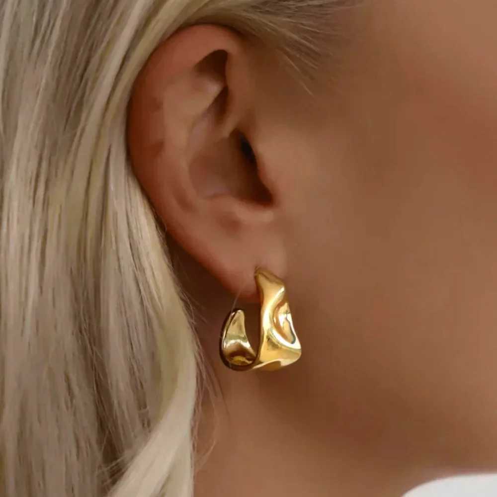 Stainless Steel Gold Color Irregular Wave Shape Hoop Earrings for Women Jewelry Silver Geometric Textured Folded Over Studs J251021