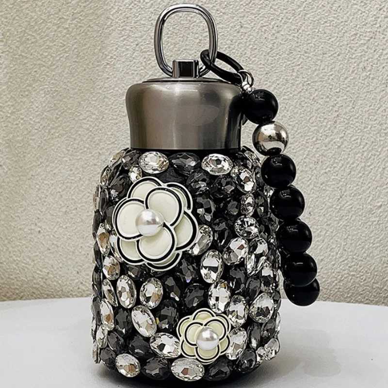Luxury Rhinestone Insated Cup Portable Large Belly Cup Stainless Steel Pearl Handheld Water Bottle lia Sinensis Thermoses Y251021