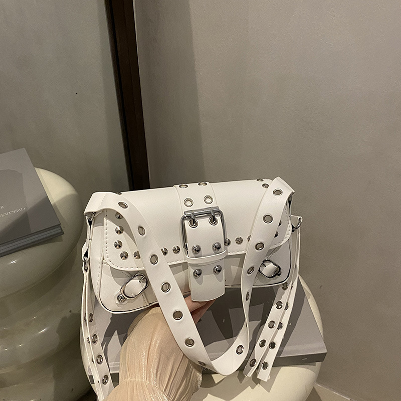 Autumn and Winter New Fashionable Cool Rivet Hot Girl Women's Shoulder Bag Personalized Luxury Handbag Underarm Bag Fashion Trend Designer Bag