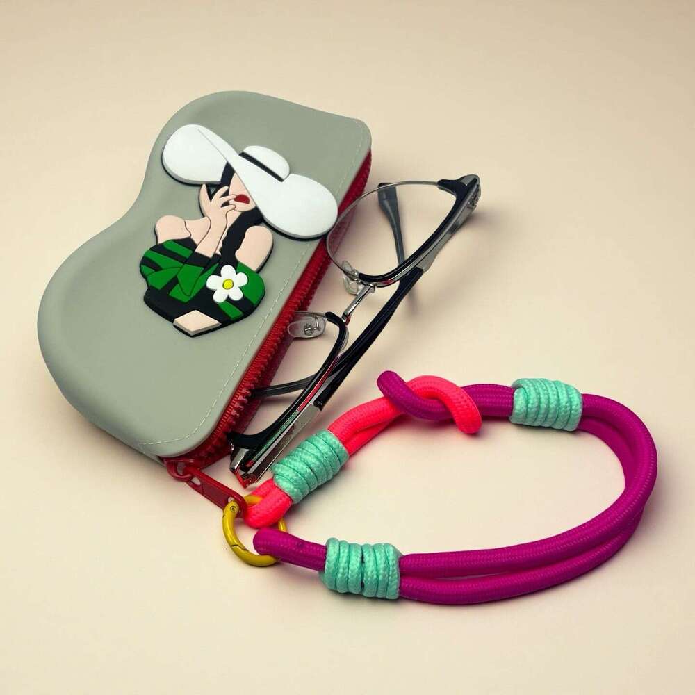 Silicone Cute Waterproof Portable Lightweight Sunglasses Bag Glasses Case Storage Box