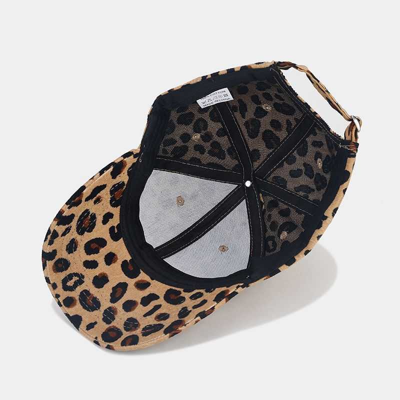 New Leopard Print Corduroy Baseball Cap for Women Trendy Fashion Curved Brim Duckbill Cap Artistic Casual Sun Hat H251020