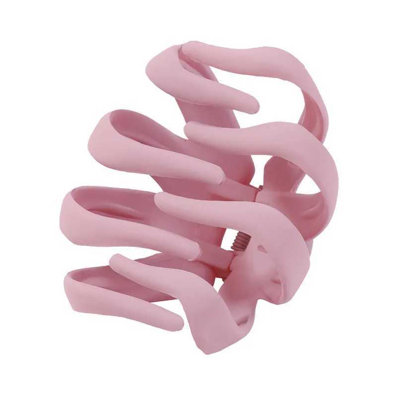 Women Girls Geometric Hair Claw Clamps Metal Hair Crab Moon Shape Hair Claw Clip Solid Color Hairpin Large Size Hair AccessoriesW254021