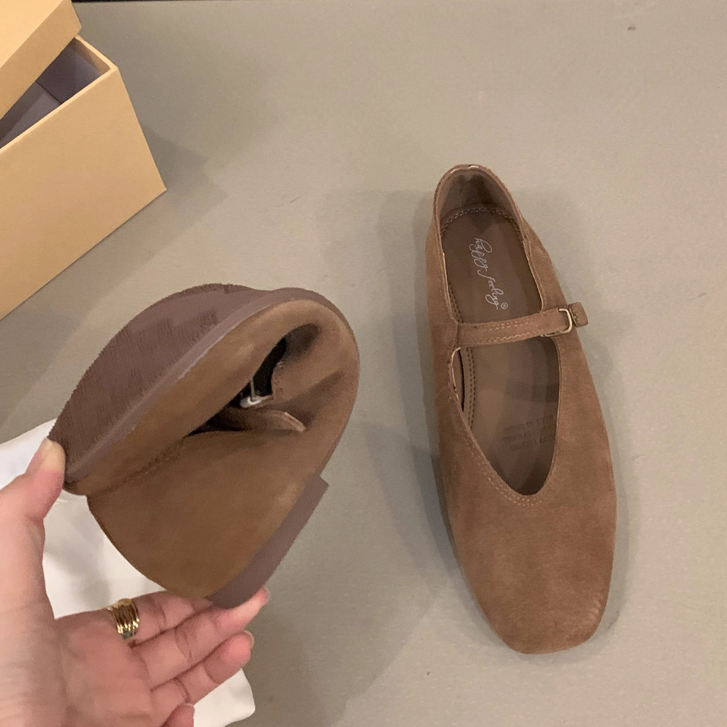 Autumn Fashion Flat Ballet Shoes Women Shallow Ballet Leather Round Toe Female Ballerina Soft Moccasin Mary Janes Big Size 251021