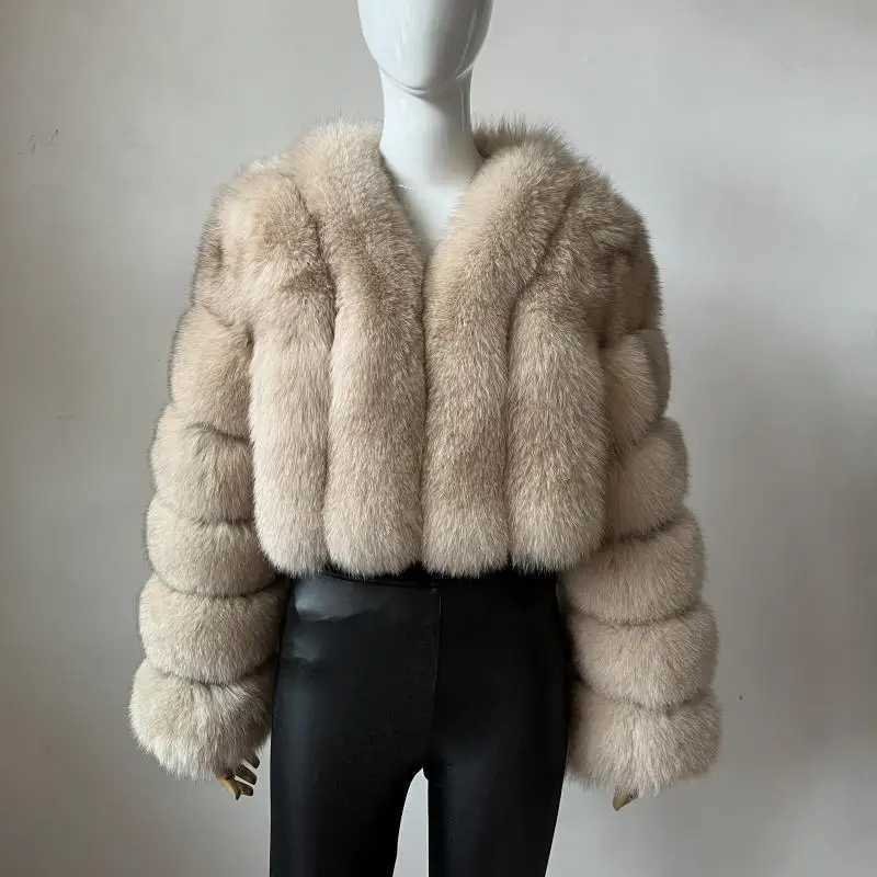 2023 New Short Style Real Fox Fur Coat Winter Woman Natural Warm Fashion Luxury1 Y251105
