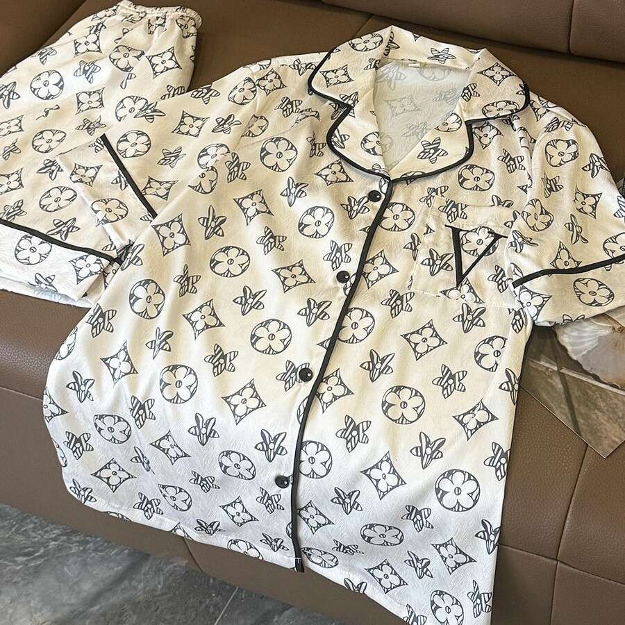 2025 New Ice Silk Couple Pajamas Short Sleeve Shorts Turn-Down Collar Cardigan Simple Plus Size Printed Homewear Wearable Outside